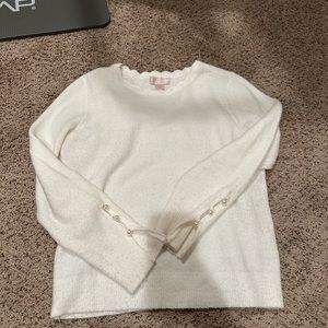 Rachel parcell cream sweater with pearl details on the sleeves